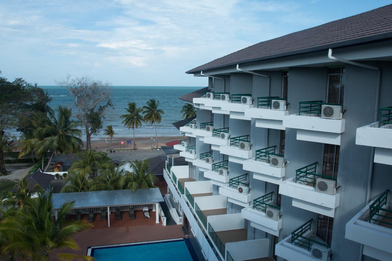 Akar Beach Resort Port Dickson Exterior foto